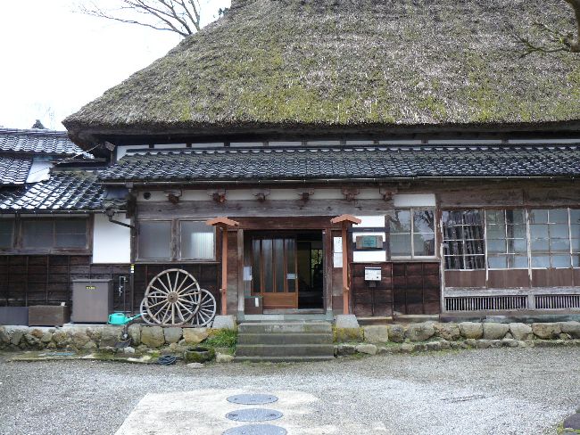 ���Êفi�ѓc�ƏZ��j