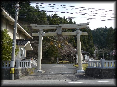 ���J���_�Ћ����Ɍ�������Ă�Β���