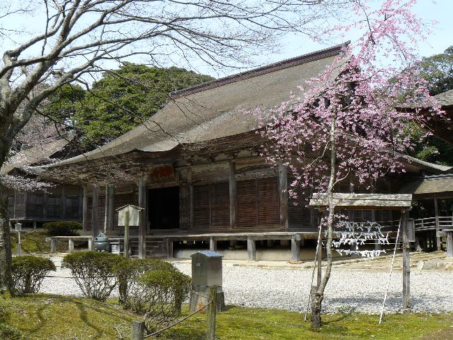 �������E�{��