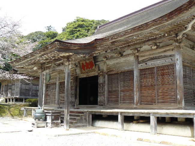 �������E�{��