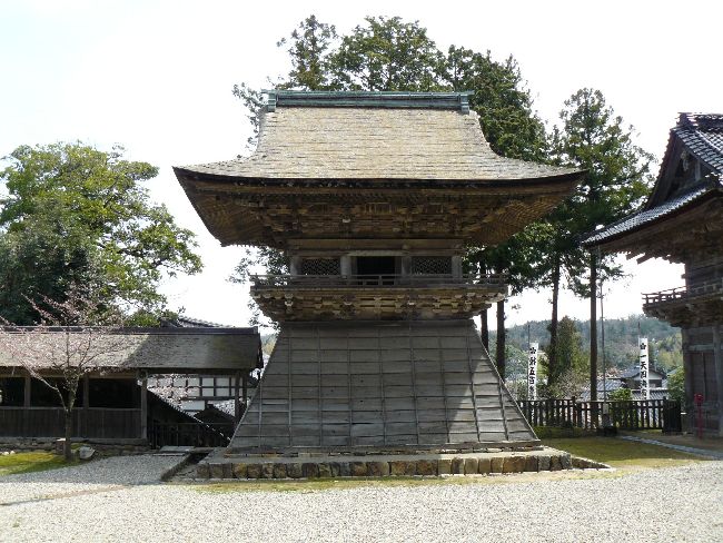 �������E���O