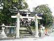 菅生石部神社石垣と植栽