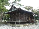 前田利直と縁がある菅生石部神社境内に設けられた神楽殿