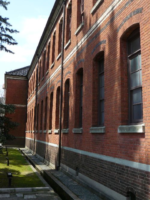 ����s�E����l�������w�Z�{��