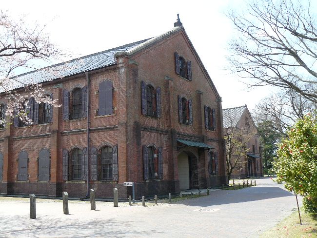 �����򗤌R���핺�x�������