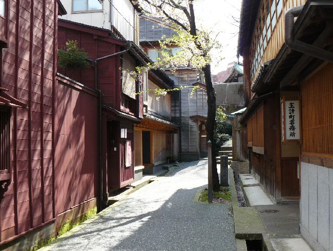 ��v�������X