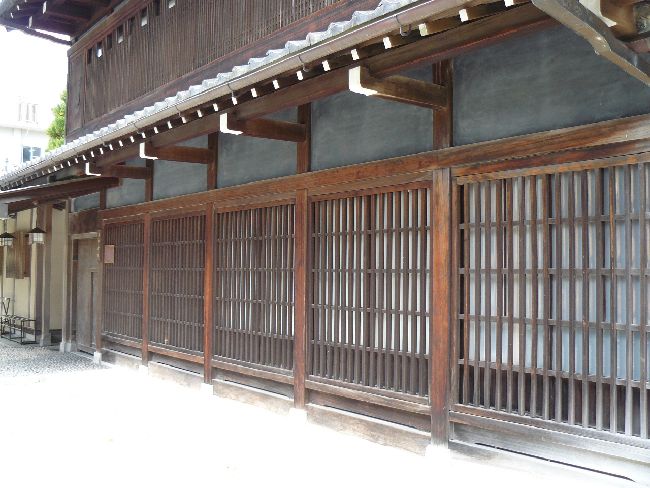 �������@