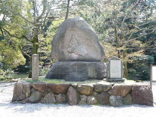 ���R�_��