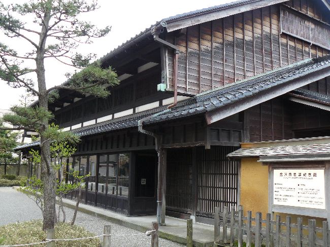 �V�܋L�O��