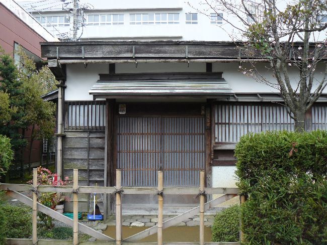 �����ƏZ��