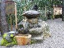 安宅住吉神社境内に安置されている意味ありげな神亀石