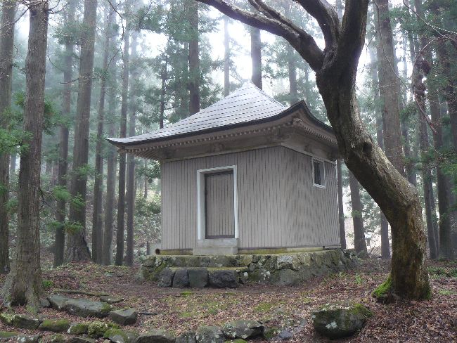 �ɐ{�����Ð_��