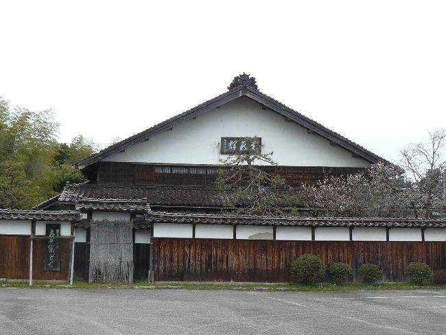 �\�o�L�O��