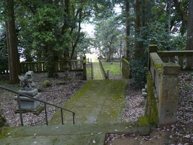 �R������E�����_�Ђ̎O����