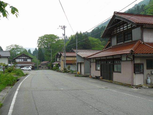 �R������E������