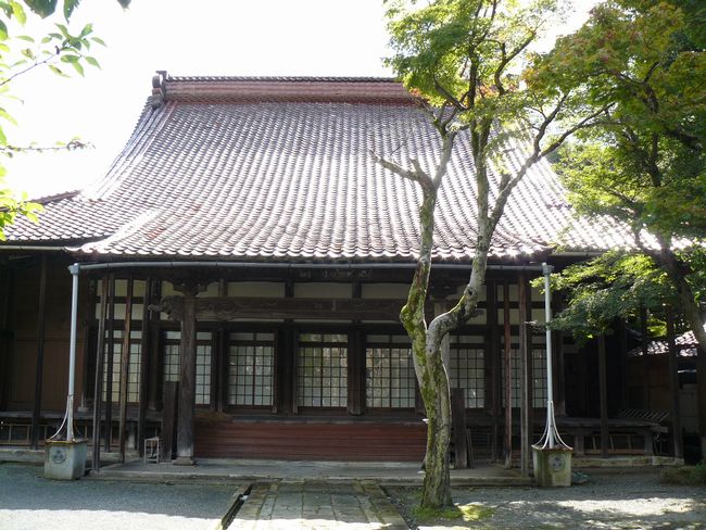 �R������E������